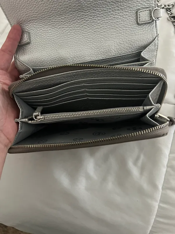 Tory Burch Gray Purse - Image 6
