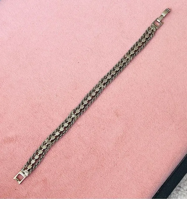 Vintage gold plated rhinestone tennis bracelet - Image 4