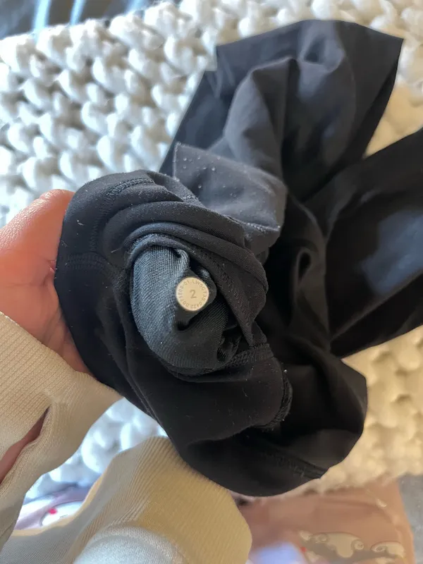 Black Lululemon Align Leggings 25" - Image 5
