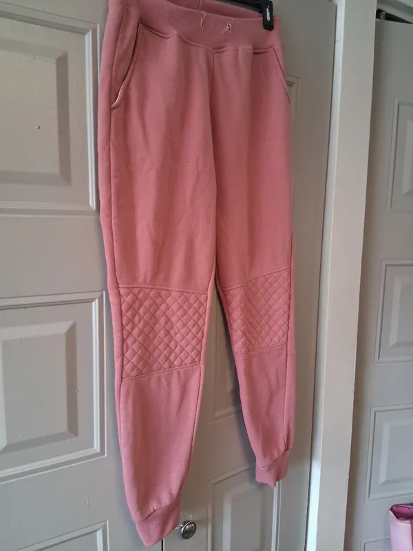True Rock women's sweatpants sweats joggers loungewear in pink size large. Fits smaller to size. - Image 3