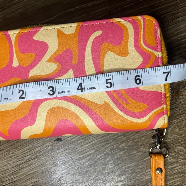 Wristlet - Image 3