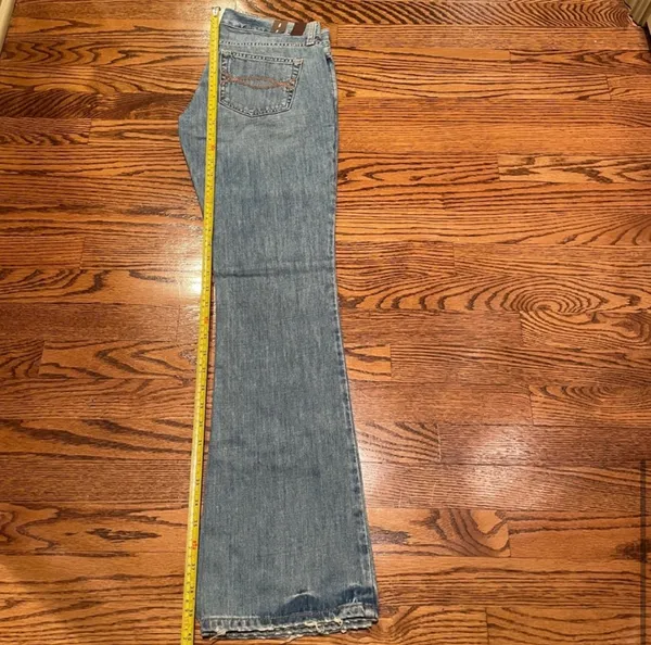 Abercrombie Jeans - Image 2