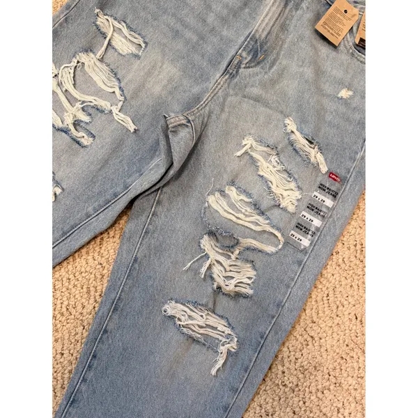 NWT Levi's High Waisted Mom Jeans Distressed Light Wash W29 L29 Grunge Y2K - Image 7