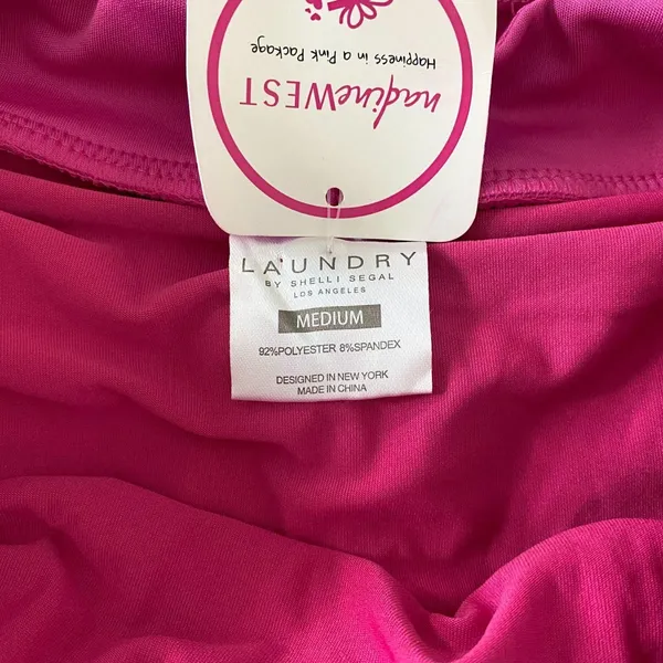 NWT Bright Pink High Rise Running Workout Shorts M Laundry by Shelli Segal - Image 4