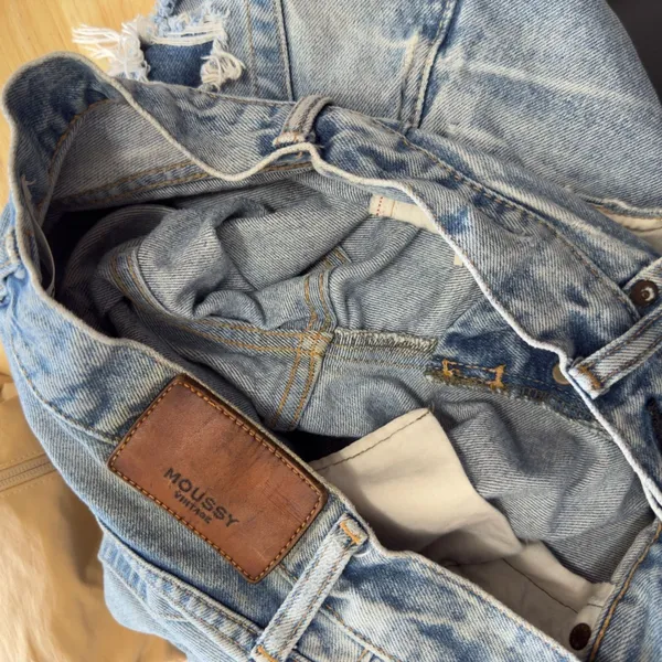 Moussy Vintage Women Cotton Denim‎ Shorts Light Blue Distressed Raw Hem Western - Image 9