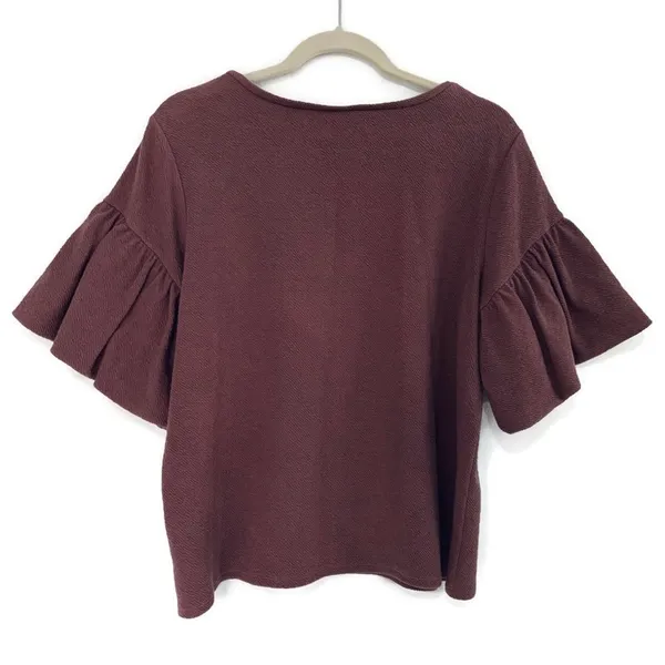 Express Textured Bell Sleeve Top - Image 6