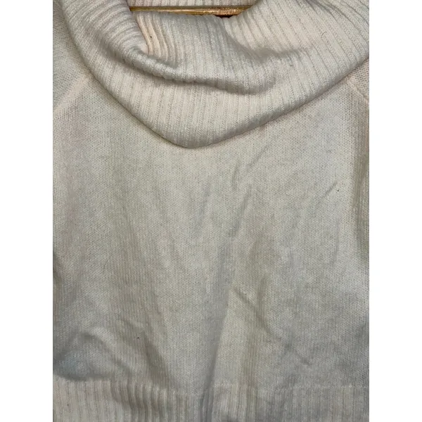 Abercrombie & Fitch Cream Knit Long Sleeve Cowl Neck Turtleneck Sweater Size M - Image 6