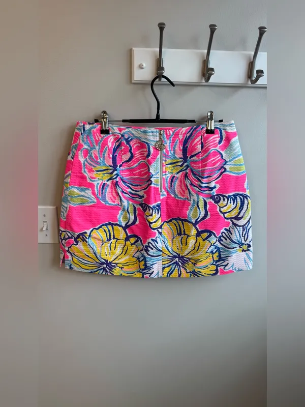 Lilly Pulitzer Skirt - Size 2 - Image 2