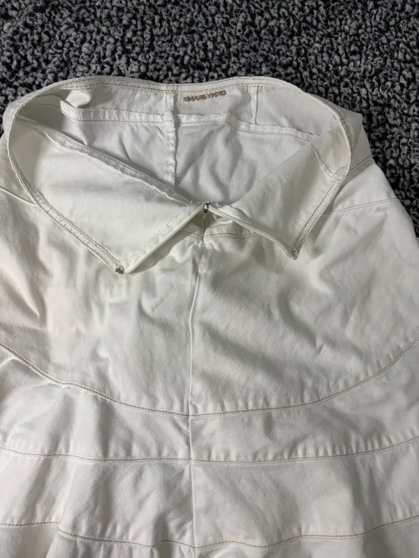 DKNY White Denim Ruffled Mini Skirt Paneled A-Line High Waisted Size 8P 100% Cotton - Image 6