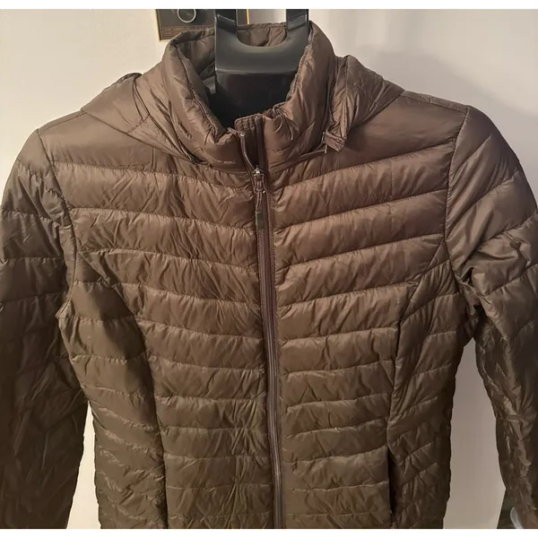 32 Degrees Women's Heat Ultralite Packable Down Hooded Puffer Jacket Size Medium - Image 3
