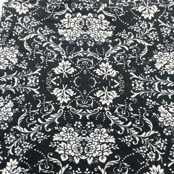 Studio Badgley Mishka Pajama 2 Piece Set Set Shorts Cami Black White Size MEDIUM NEW NWT - Image 4