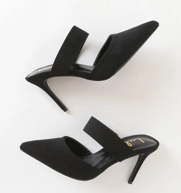 Black Pointed Heel - Image 3