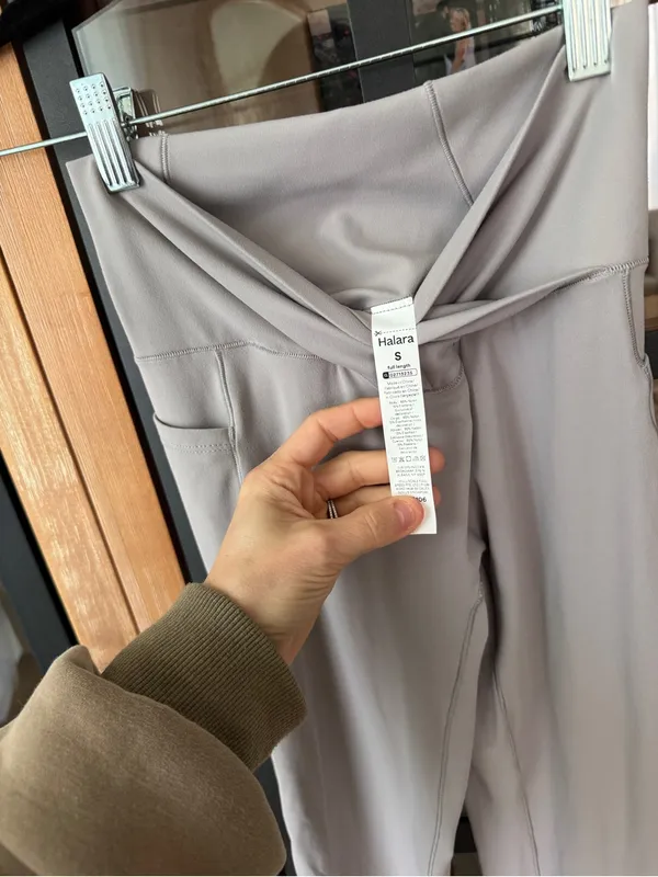 Halara SoftlyZero Crossover Pocket Plain Leggings UPF50+ high rise workout - Image 7
