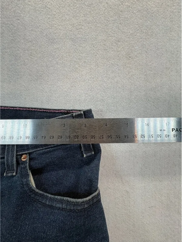 Signature by Levi Strauss Heritage Mom Jeans Women’s Size 10 Blue High Rise - Image 2