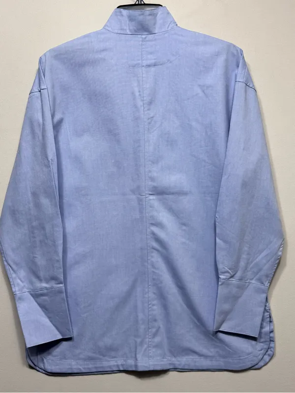 Martha Stewart women’s the relaxed classic fit Light Blue Button-Down Shirt NWT - Image 4