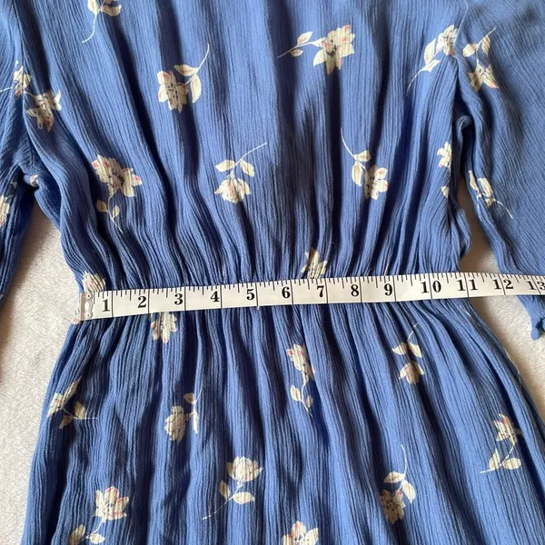 Billabong Blue V-Neck Floral Mini Dress Size Small - Image 9