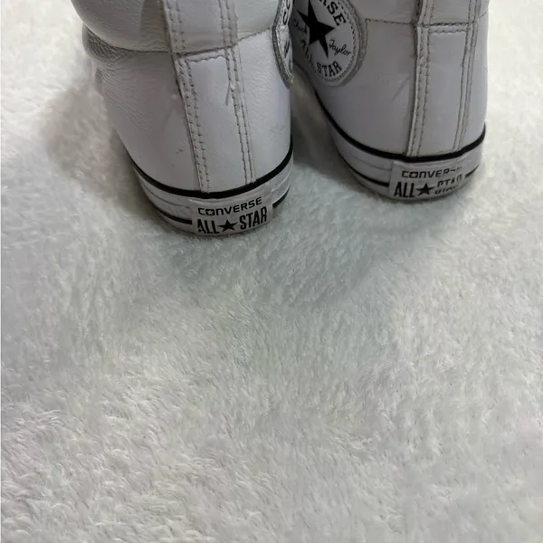 Converse White Canvas Sneakers with Rubber Sole - Image 5