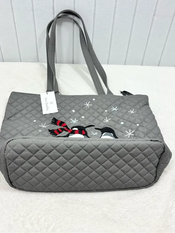 Vera Bradley Gray Quilted Penguin Tote with Red Scarf Accents NEW - Image 9