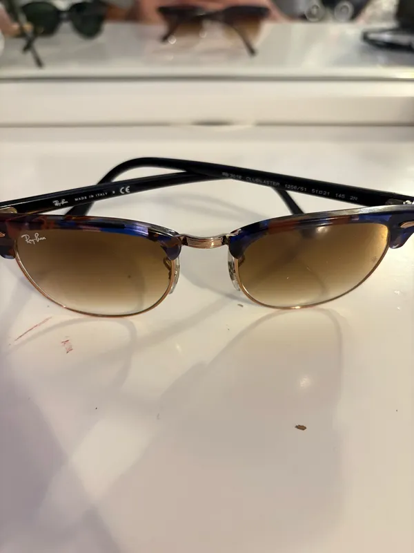 RB3016 Ray-Ban Clubmaster Polished Blue and Brown - Image 4
