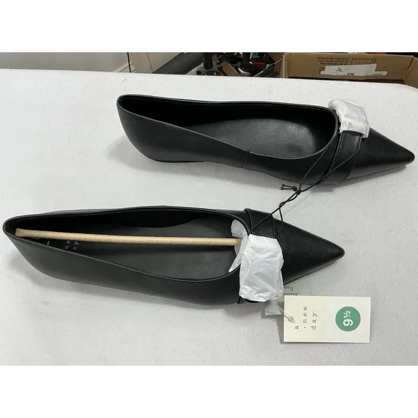 Womans New A New Day Valentina Slip On Flats Size 9.5 Black Buckle Accent - Image 2