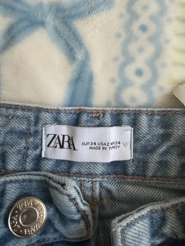 ZARA Jeans High-Rise Straight - Image 3