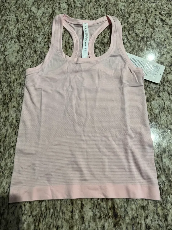 NWT Swiftly Tech Racerback Tank Top 2.0 Race Length - Strawberry Milkshake - Image 7