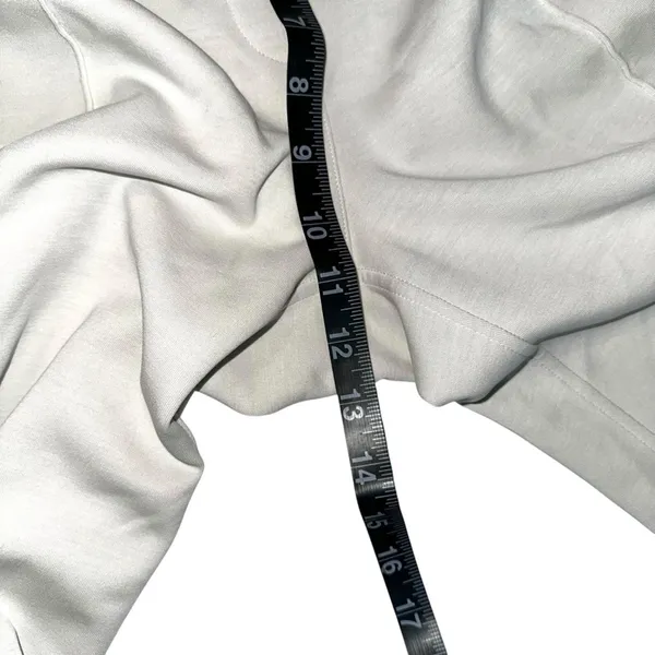Lululemon Softstream Pintuck Mid-Rise Pant LARGE in Bone - Image 7