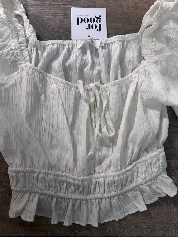 NWT $32 Nectar Clothing • Crop Top • White • Small - Image 3