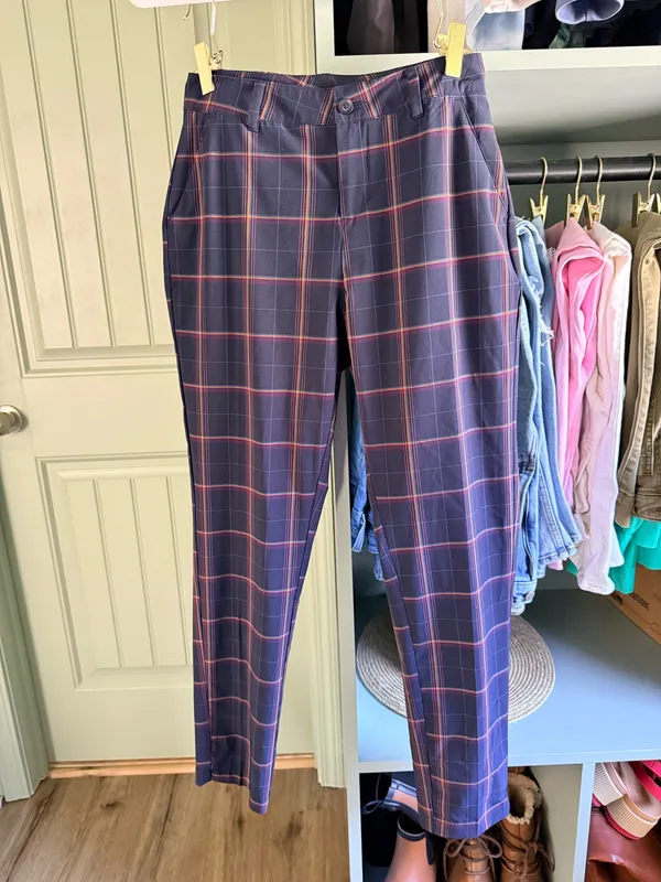 Walter Hagen Women’s Clubhouse Traditional Plaid Ankle Pants - Image 2