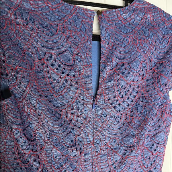 BANANA REPUBLIC Purple Red Eyelet Lace Assymetrical Hem Midi‎ Dress Size 0 - Image 6