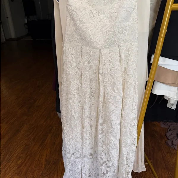Anthropologie - Lace strapless white midi a line dress - Image 10