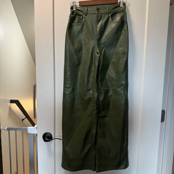 Urban Outfitters‎ Faux Leather Wide Leg Green Pant Olive Army Hunter High Waist - Image 3