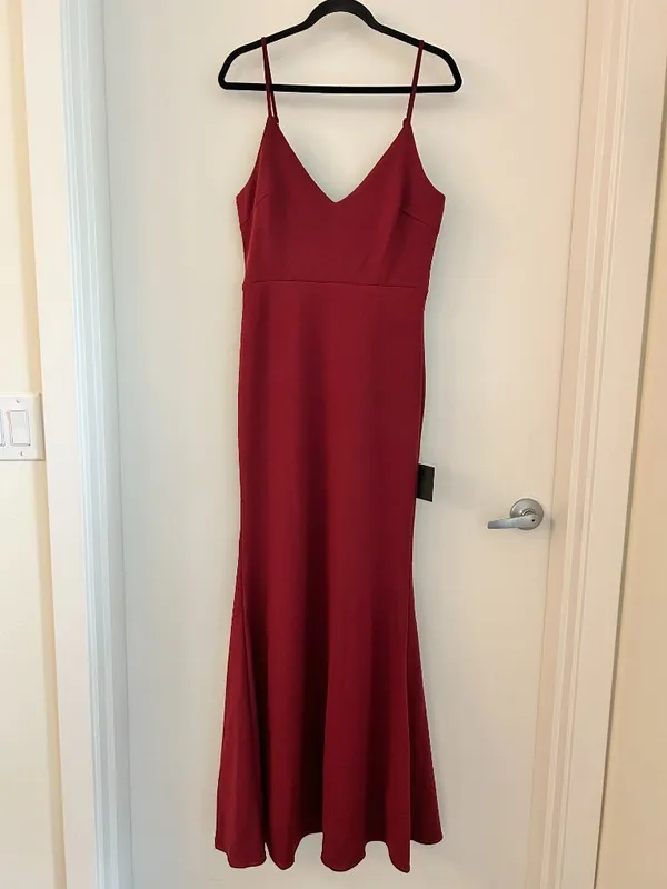 Lulus Infinite Glory Wine Red Maxi Dress Wedding Party Cocktail Size M NWT - Image 5