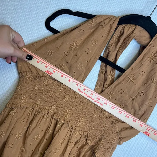Aerie Women Tan Eyelet Halter Mini Dress Smocked Waist Boho Ruffle M - Image 3