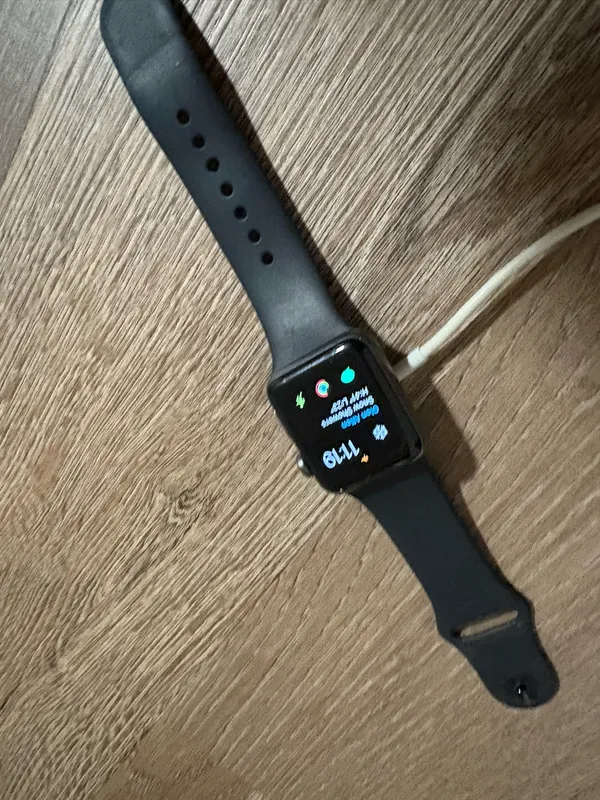 Apple Watch 38mm Aluminum Series 3 - Image 6