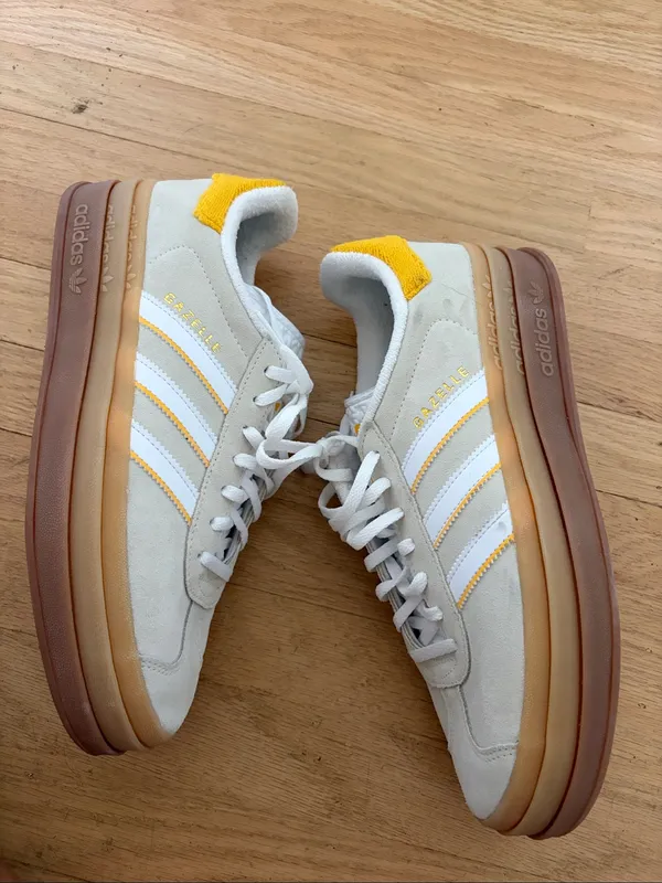 Adidas Gazelle Bold size 10.5 taupe white yellow gold - Image 6
