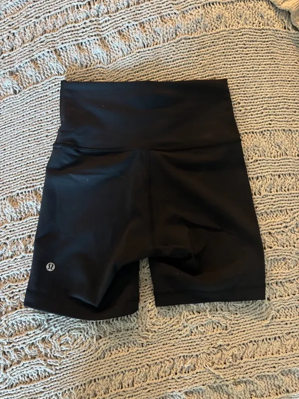 lululemon Wunder Train High-Rise Short 6" - Black - Image 6