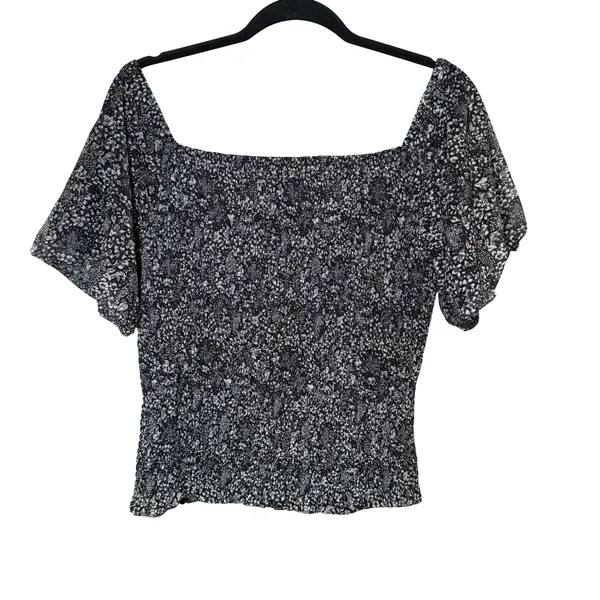 Anthropologie Aurelia Smocked Shirt Puff Short Sleeve Black White Size Large‎ - Image 4