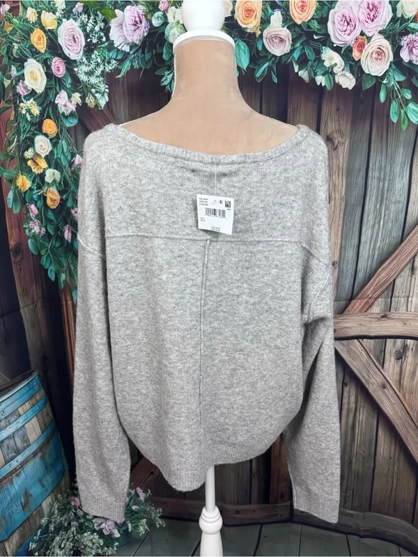 American Eagle Heather Grey Coquette Bow V-Neck Sweater Womens Size Large New - Image 5