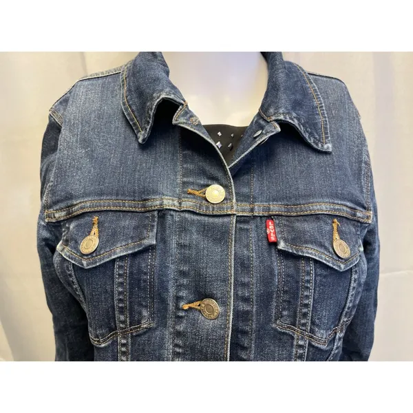 Levi's Women's Blue Denim/Jean Jacket Size M SKU 5629 - Image 2