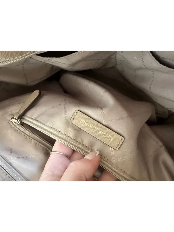 Michael Kors Tan Leather Jet Set Chain Tote Bag - Image 6