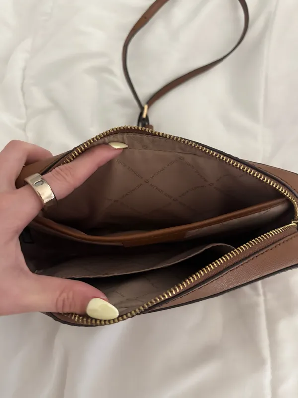 Michael Kors Purse Crossbody Brown - Image 4