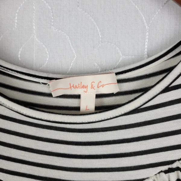 Hailey & Co Womens Maternity Dress L White Black Striped Ruffled Maxi Tiered - Image 3