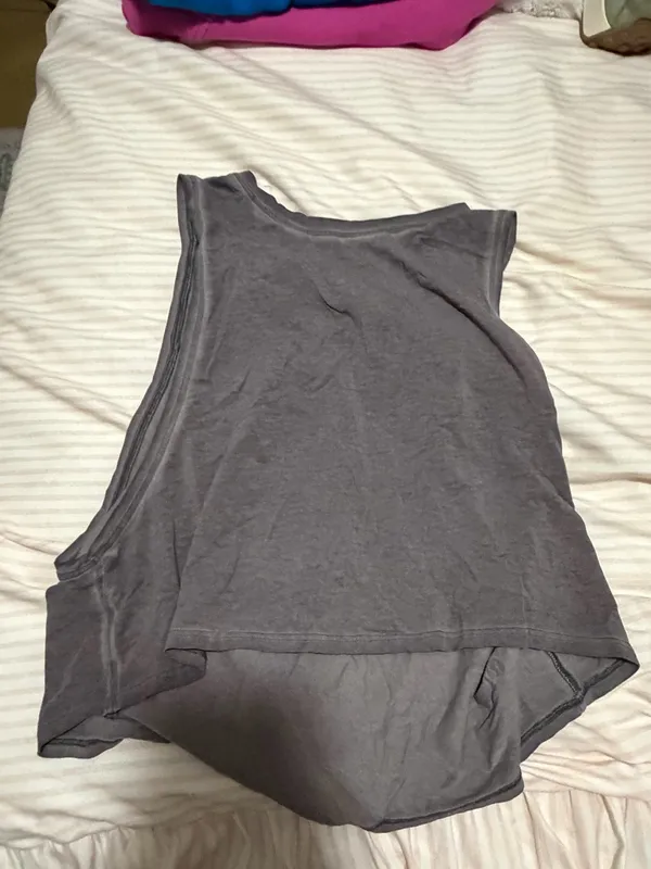 Lululemon Tank Top Loose Fit - Image 8