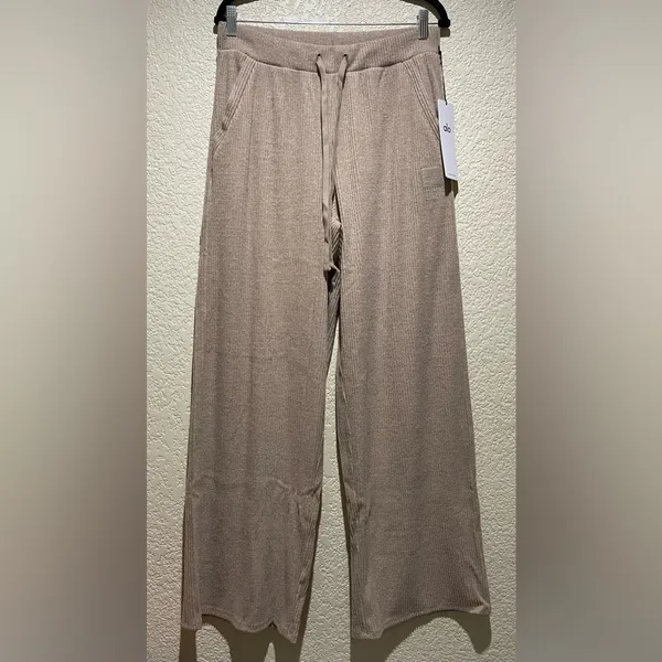 Alo NWT Muse Wide Leg Pants Gravel Heather Size M - Image 5