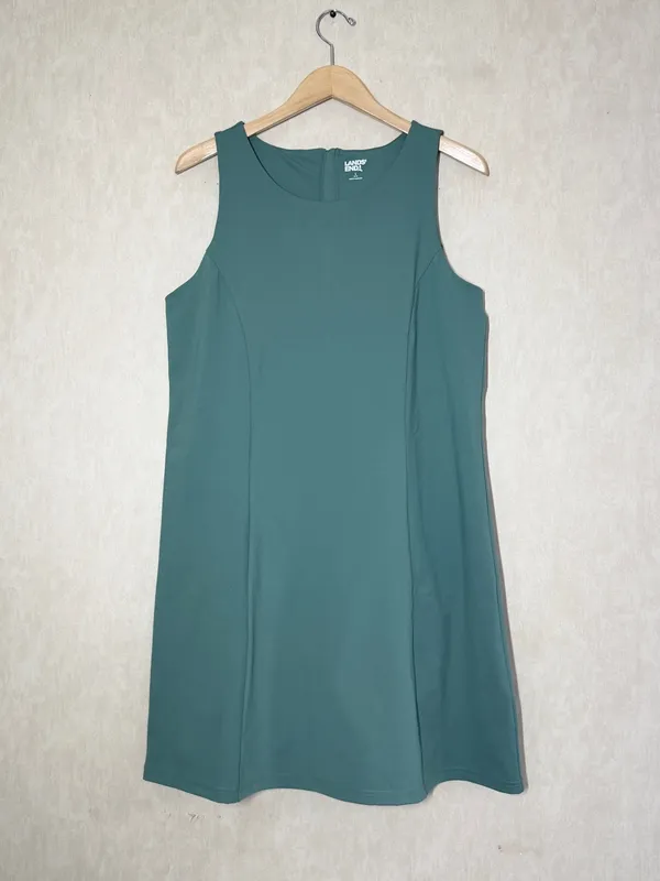 Lands’ End High Impact Crew Neck Active Dress Undershorts in Washed Evergreen L - Image 4