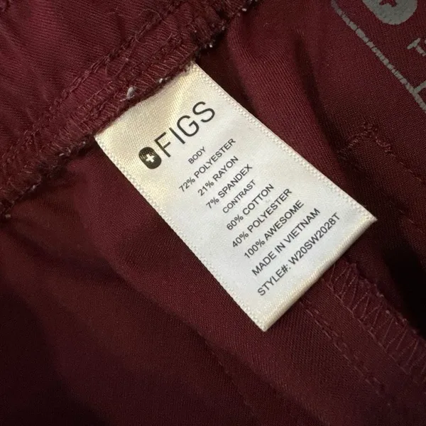 Figs scrub pants size small tall - Image 3