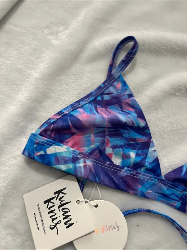 New Kulani Kinis Women’s Sapphire Twilight Palms Triangle Bikini Top Medium NWT - Image 3