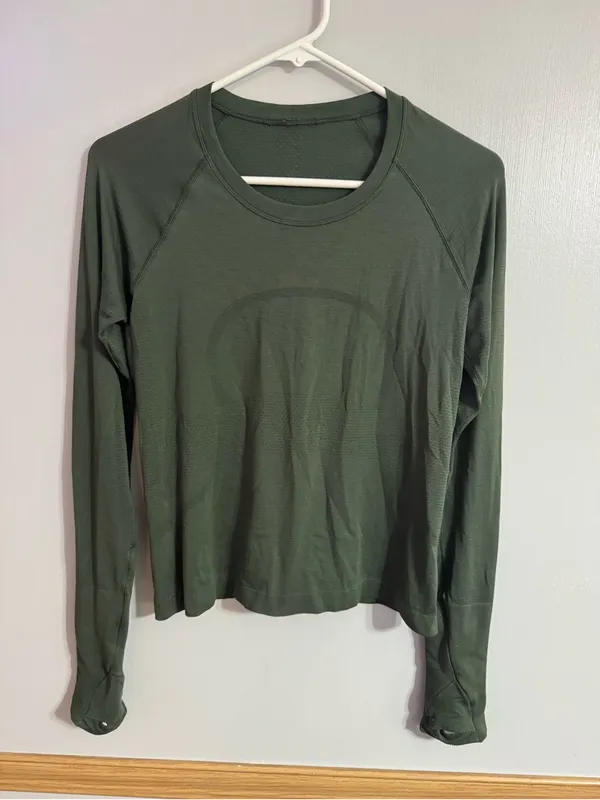Lululemon Athletica Olive Green Swiftly Tech Long Sleeve Crew Shirt Size 6 - Image 9