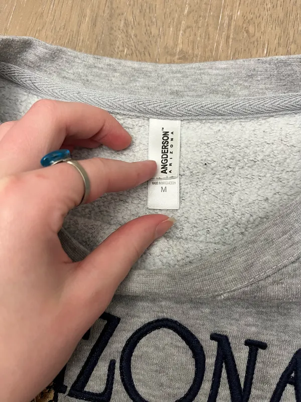 Vintage embroidered Arizona crewneck - Image 2